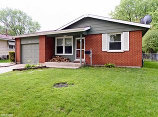 2209 Willow Ln, Rolling Meadows, IL 60008