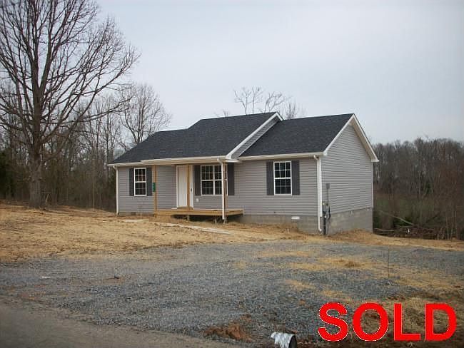 2nd image of 440 Cedar Hill Rd