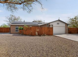 1735 Borealis Ave SE, Rio Rancho, NM 87124