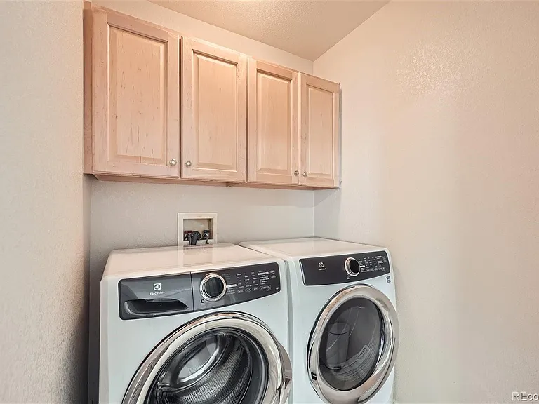 8031 E Bayaud Ave — Photo 35