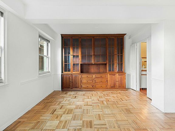 4th image of 445 E 86th St APT 5G