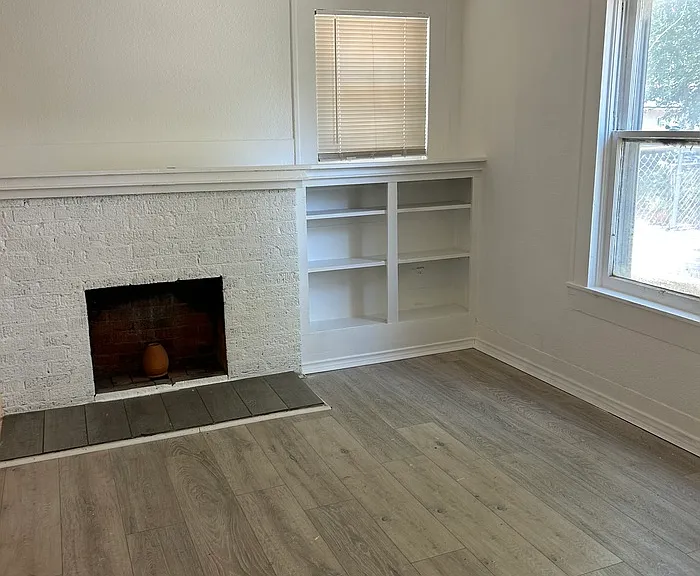 3634 Avenue N — Photo 13