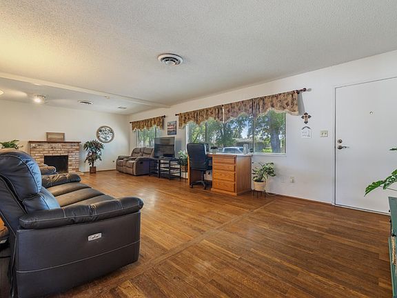 5th image of 2700 Macdougal St APT 1