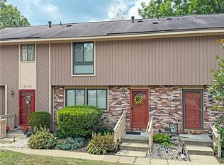 2303 Firethorn Rd, Bridgeville, PA 15017