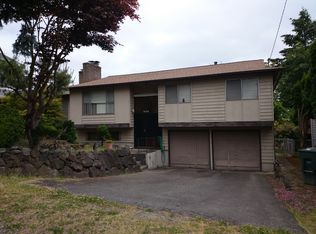 9348 48th Ave S, Seattle, WA 98118