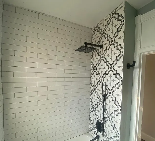 1100 W Marshall St — Photo 11