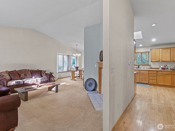 5th image of 7101 97th St Ct E