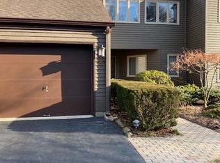 5 Grist Mill Run, Mahwah, NJ 07430