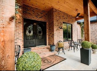 807 Barron Rd, Poplar Bluff, MO 63901