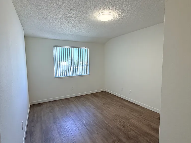 7126 Somerset Blvd #117 & 119 — Photo 8