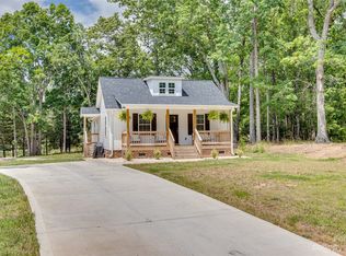 1561 Mack Dr, Mc Connells, SC 29726