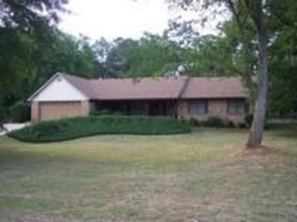 4370 Coatsworth Dr, Rex, GA 30273