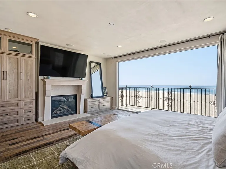 3715 Seashore Dr — Photo 12