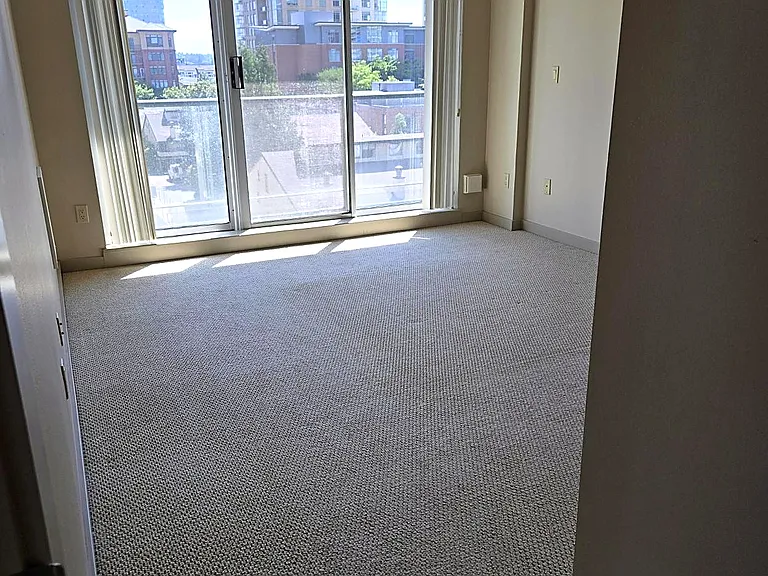 1100 106th Ave NE #710 — Photo 30