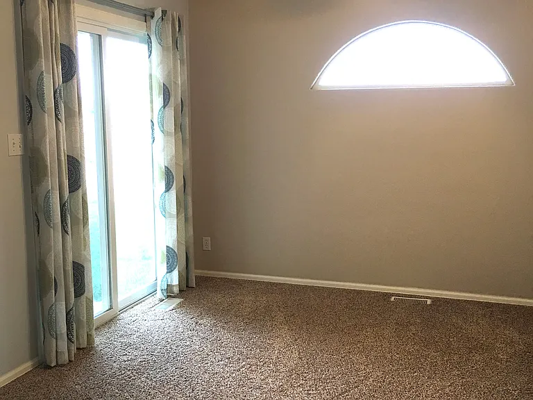 435 E Stardust Dr — Photo 9