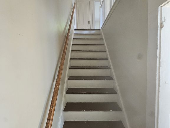 4th image of 4016 Church St #4016