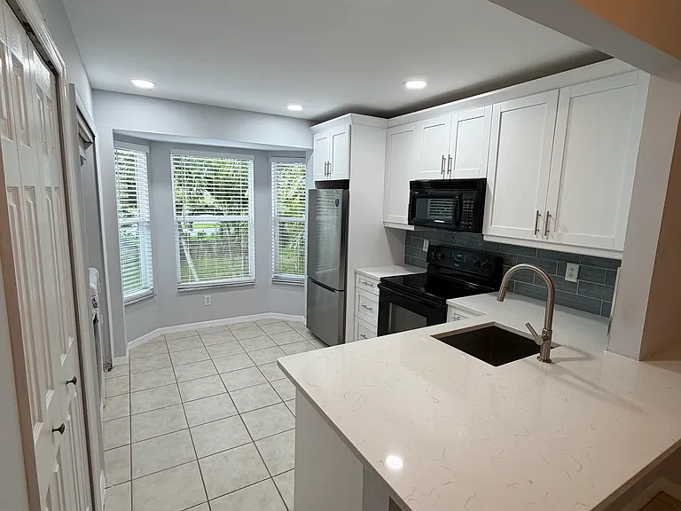 6110 Waterway Bay Dr — Photo 18
