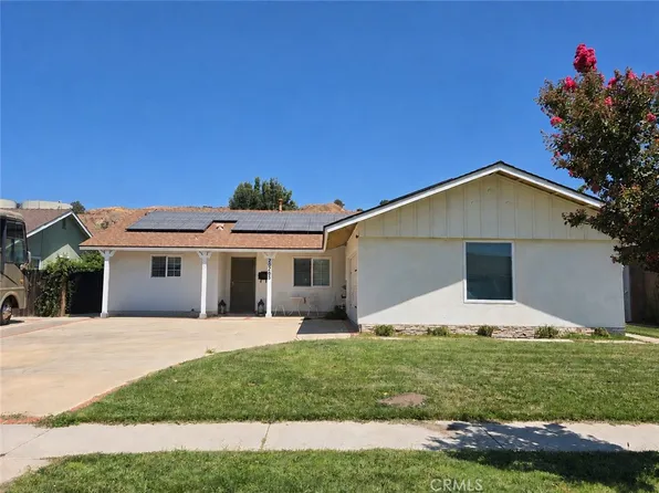 20263 Lakemore Dr, Santa Clarita, CA 91351