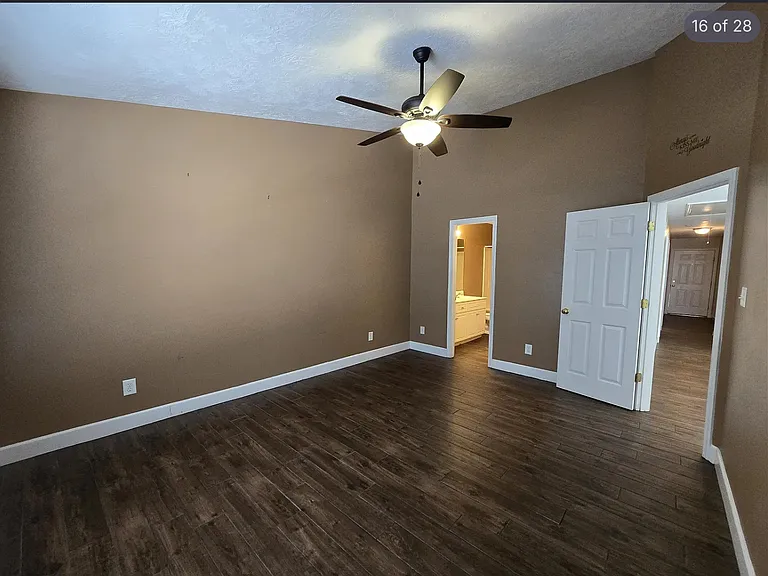 270 Caldwell Cir — Photo 12