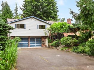 7033 NE 147th St, Kenmore, WA 98028