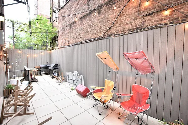 Rented by Bold Marketing | media 23