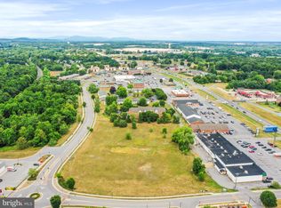 Lutz Ave, Martinsburg, WV 25404