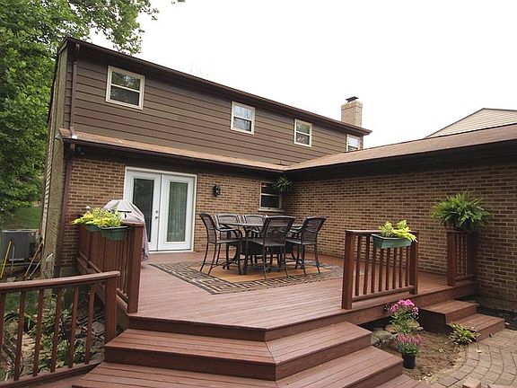 3rd image of 6393 Kingoak Dr