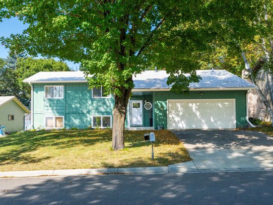 739 12th St N, Sauk Rapids, MN 56379