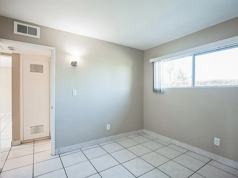 74460 Alessandro Dr — Photo 16
