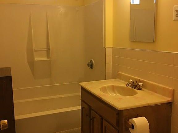 3rd image of 50 Safford St #1