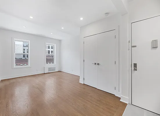 Rented by REAL New York | media 5