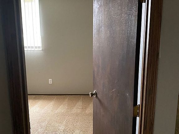 4th image of 1011 S 3rd St APT 16