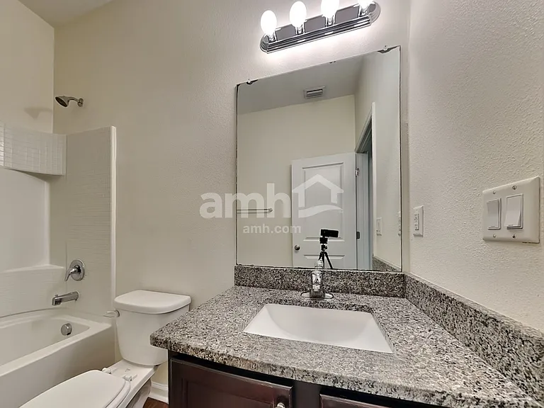 11607 Pace Bend Ct — Photo 14