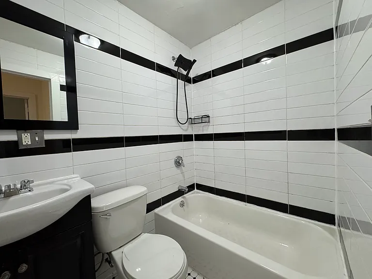 252 Stockholm St #1F — Photo 3