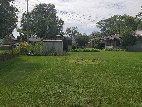5th image of 2440 Chippewa Dr