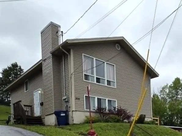 200 Country Road, Corner Brook, NL A2H4M9