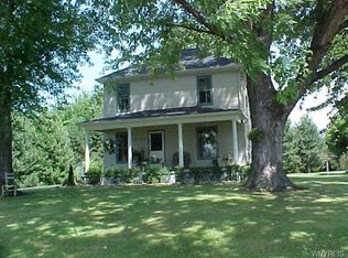 2567 McClew Rd, Burt, NY 14028