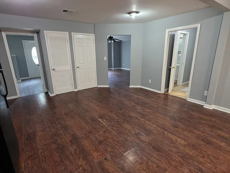 5152 Selene Dr — Photo 4