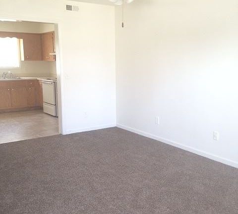 2nd image of 614 E Parker St APT C