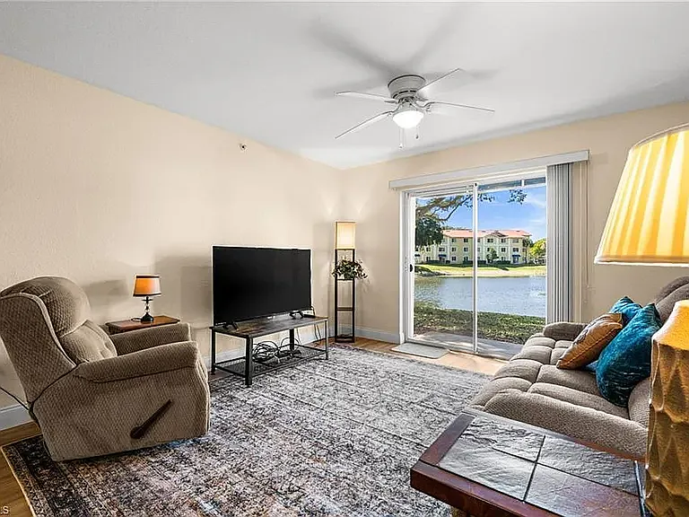812 Key Royal Cir #8264 — Photo 13