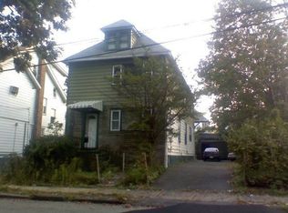28-30 Abbotsford Ave, Newark, NJ 07106