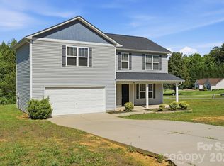 502 Coffeetree Ln, Stanley, NC 28164