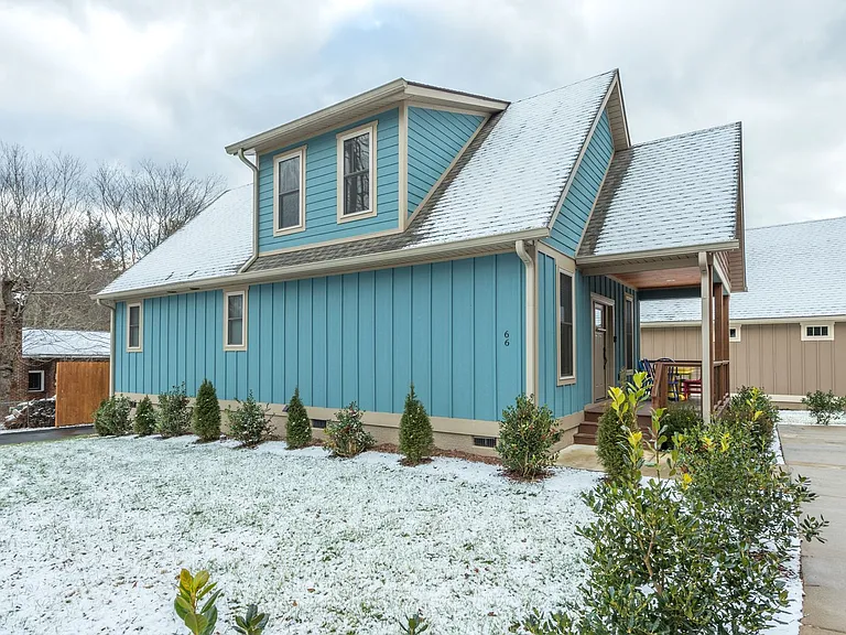 66 Terry Estate Dr — Photo 2