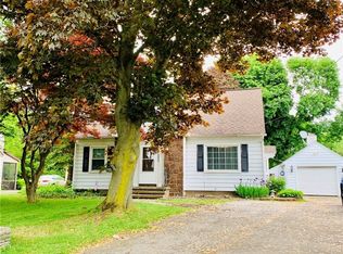 1106 Bay Rd, Webster, NY 14580