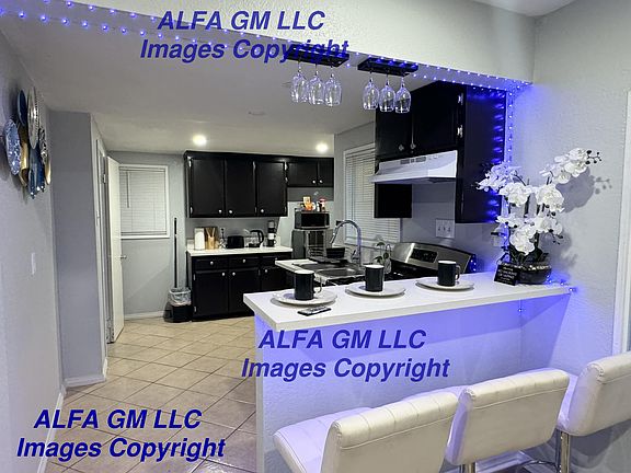 4th image of 6614 California Ave #C