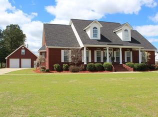 137 Plantation Dr, Killen, AL 35645