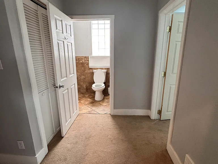 122 L St — Photo 10