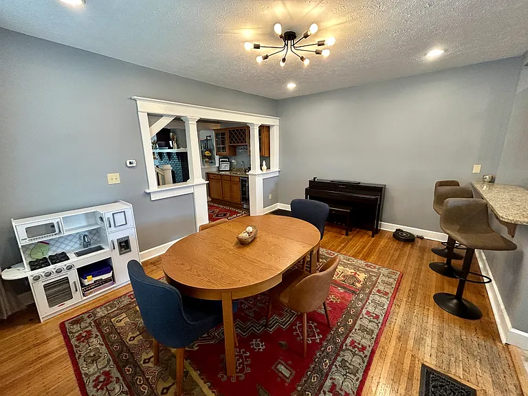 2332 Central Ave — Photo 15