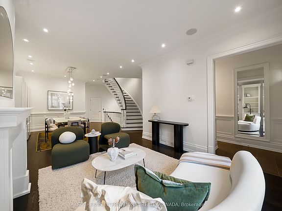 2nd image of 49 York Mills Rd #Townhouse 513