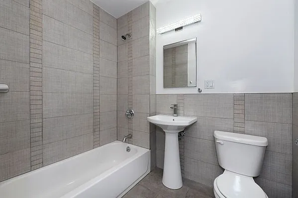 Rented by Bold New York | media 14